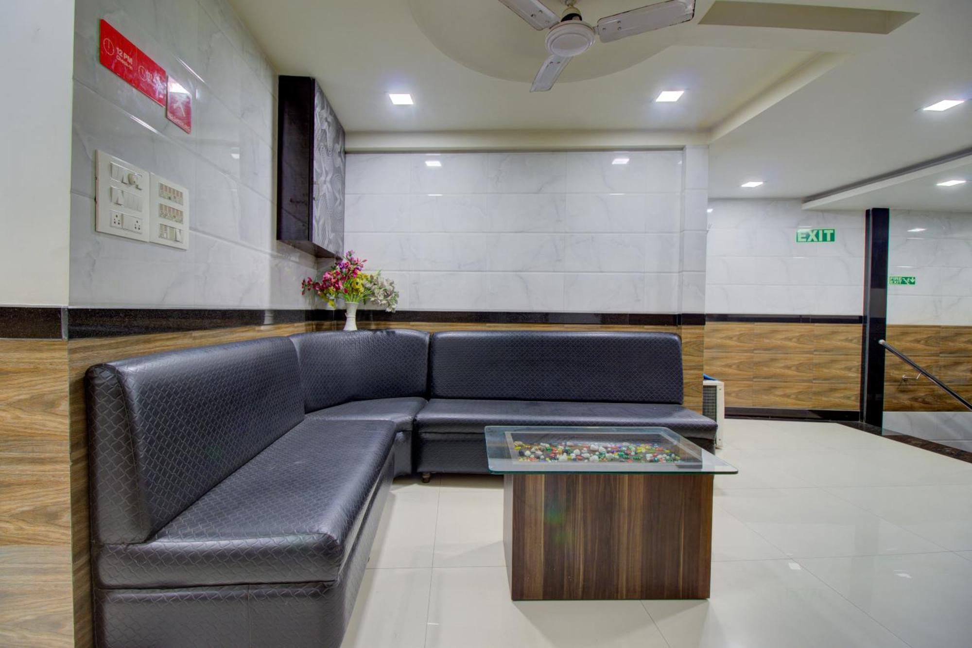 Hotel O Sion Residency Мумбаи Экстерьер фото